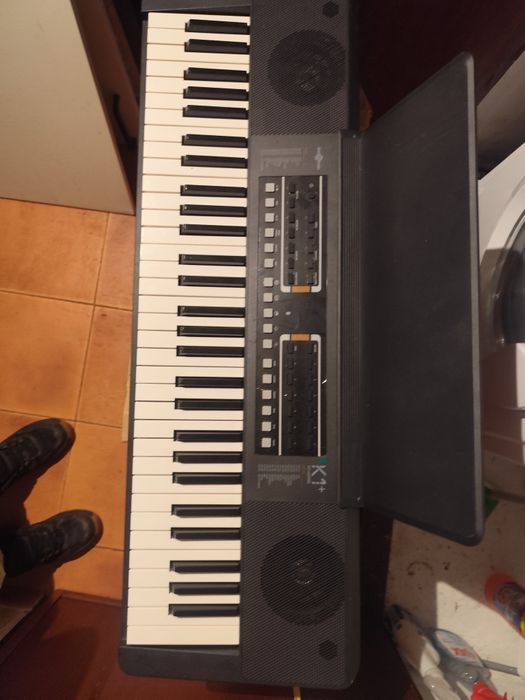 Teclado MIDI 61 Teclas com Luz + Bluetooth (Novo) – K1+