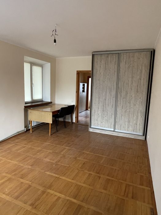 Продаж 1 кім вул. Микулинецька Бічна