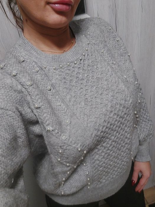 Sweter damski szary