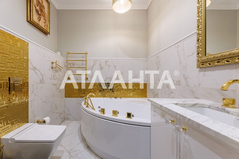 Продаж елегантної дворівневої квартири у Львові, пр.Чорновола