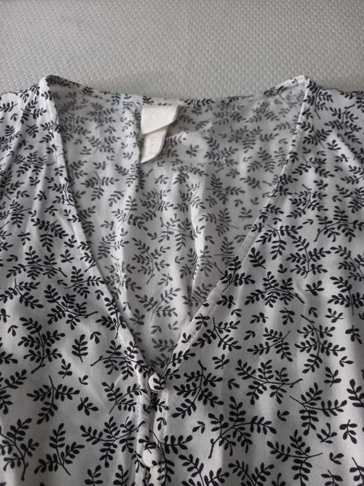 Vestido H&M, preto e branco c/motivos, Tam 34