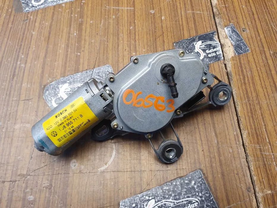 Silniczek Wycieraczki 1J6955711B 0390201541 Mechanizm Wycieraczka Spryskiwacz Szyby Klapa VW Golf IV 4