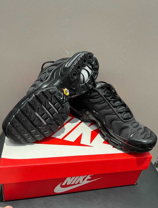 "Buty męskie Trampk" Nike_Air_Max_TN_Plus_Black R.40