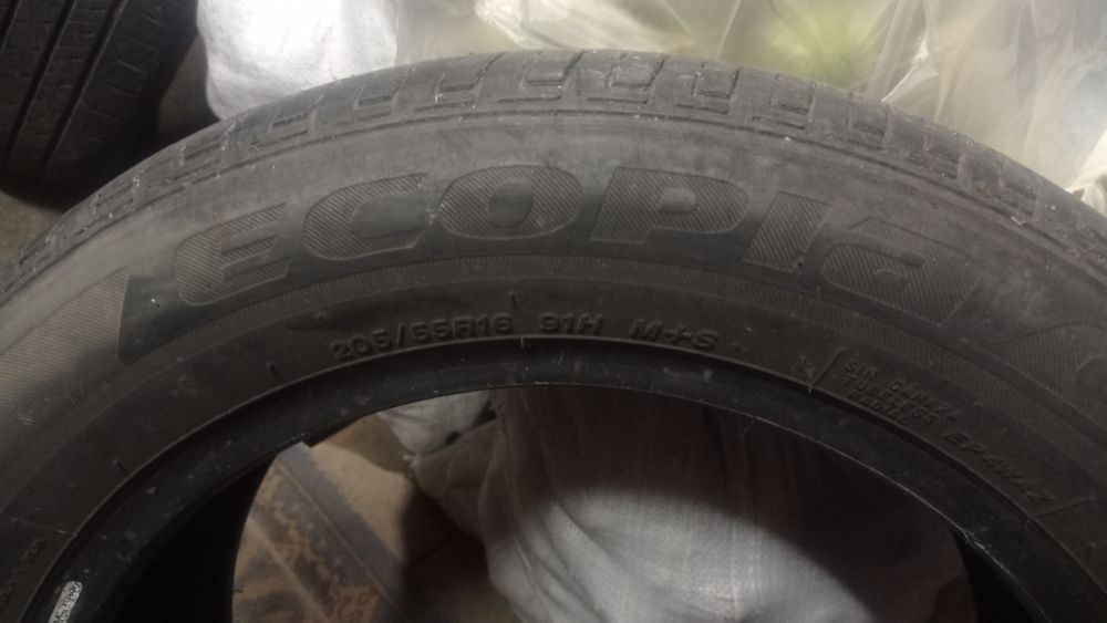 шини 205/55 R16 Bridgestone пара