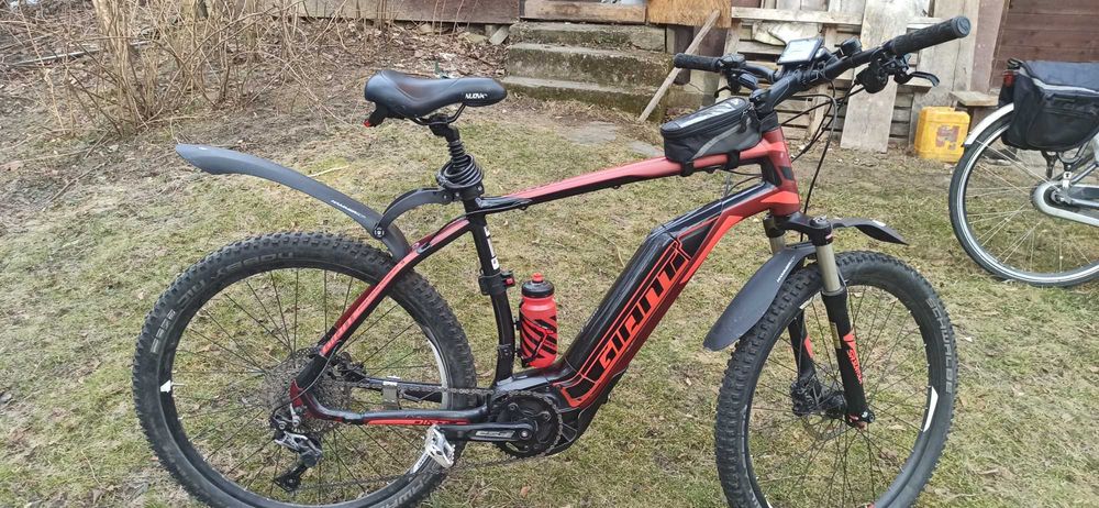 Rower elektryczny Giant Dirt Hybryd