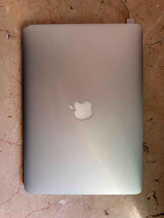 MacBook Air 13" (Mid 2013) Ideal para Estudo e Trabalho