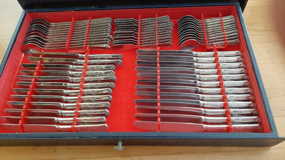 178-Piece Cutlery Set