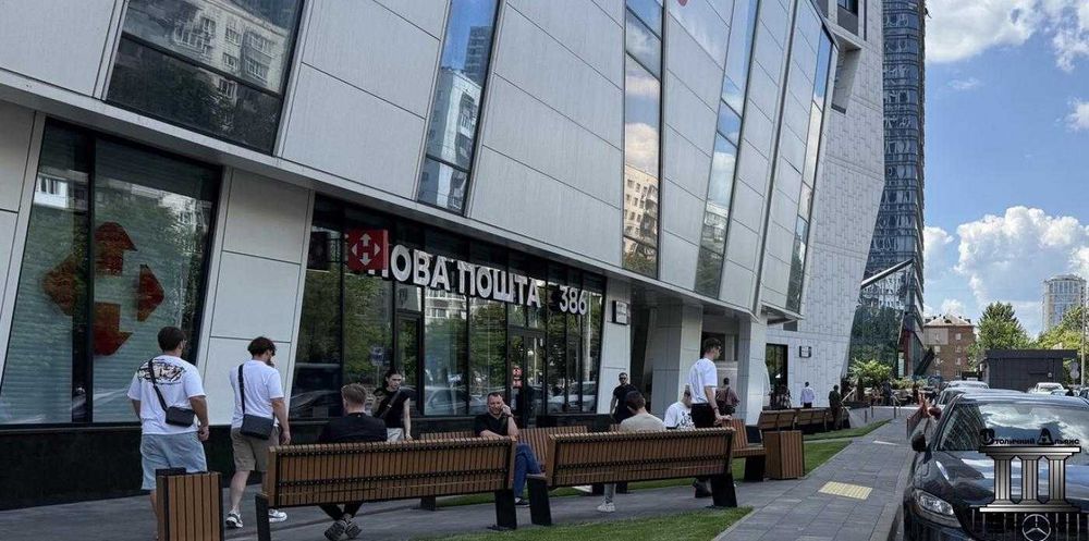 Власник дизайнерська на Проспект 1-кімнатна 53 кв.м, Берестейський 11, Манхеттен/Manhattan, метро КПІ