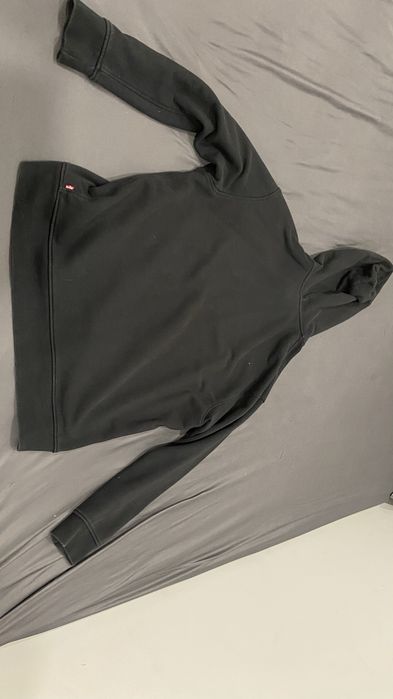 Sweatshirt / Casaco com Capuz Levi’s Preto com Logo em Relevo Laranja – Tamanho XL