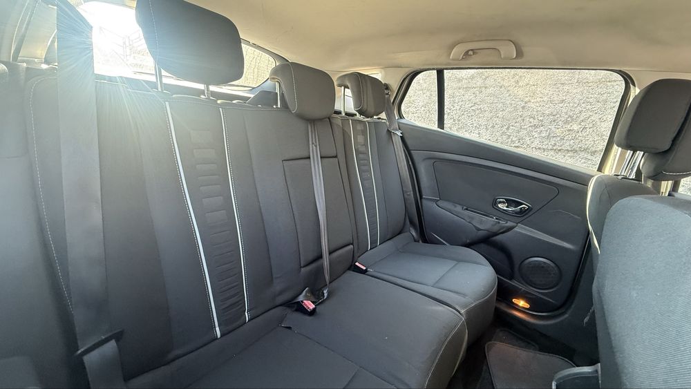 Renault megane 1.5 dc 110cv 2012