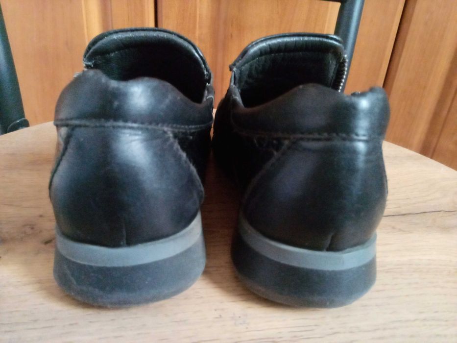 Туфли весенние р. 30 кожаные для девочки