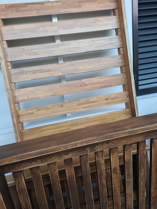 Cama solteira de madeira maçico