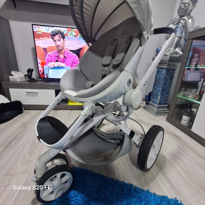 Carrinho Quinny cinzento