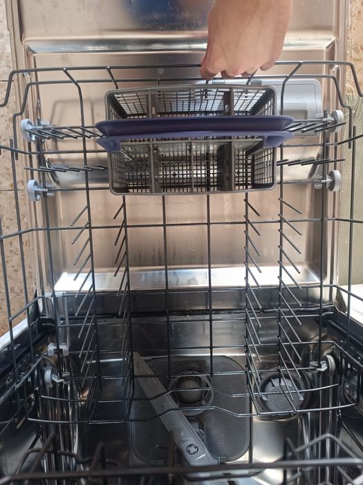 Máquina de lavar loiça Whirlpool