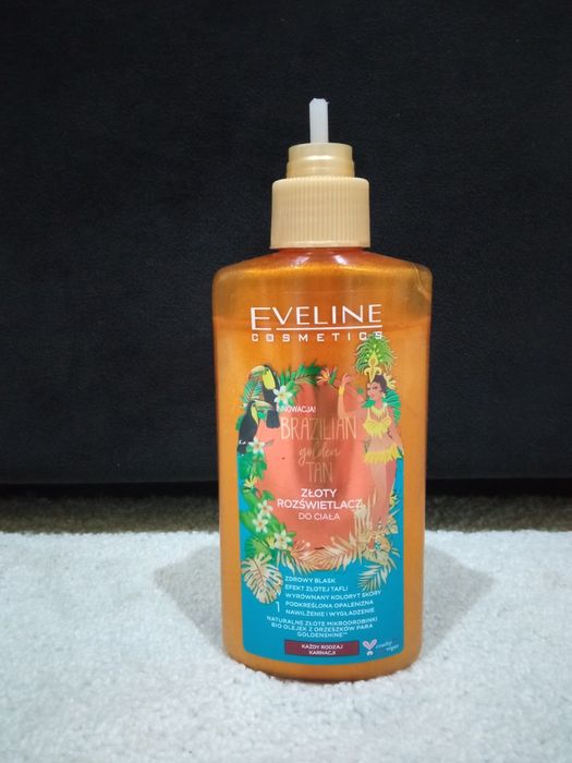 Złoty rozświetlacz do ciała Eveline Cosmetics