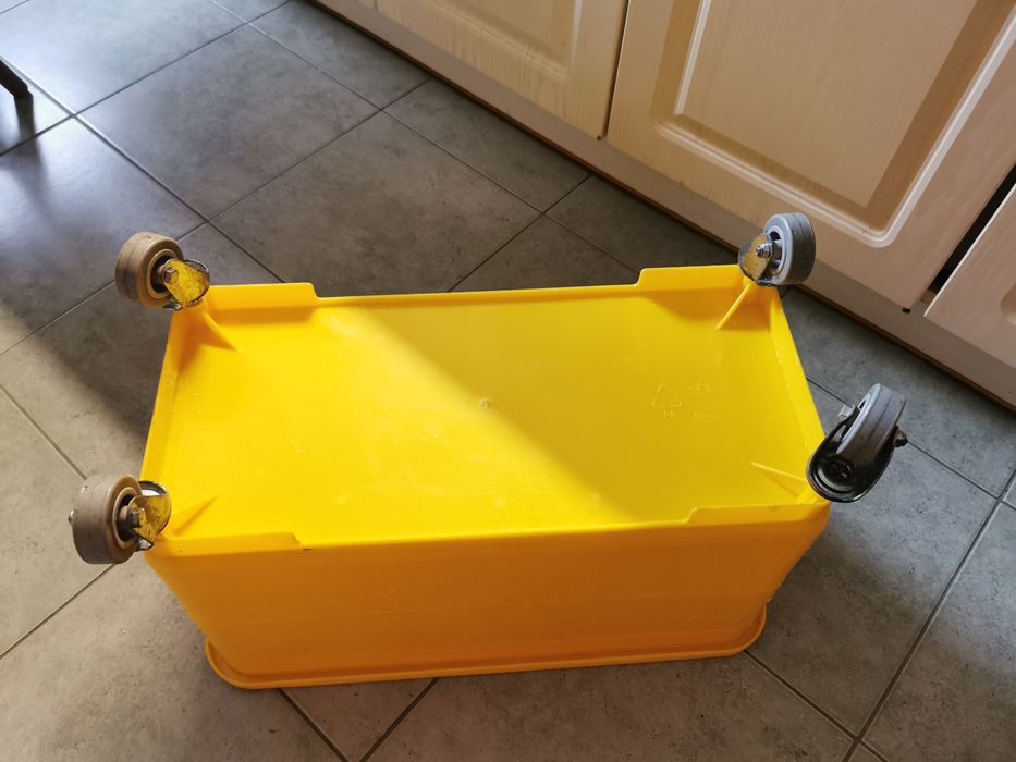 Wózek, wiaderko do mycia okien