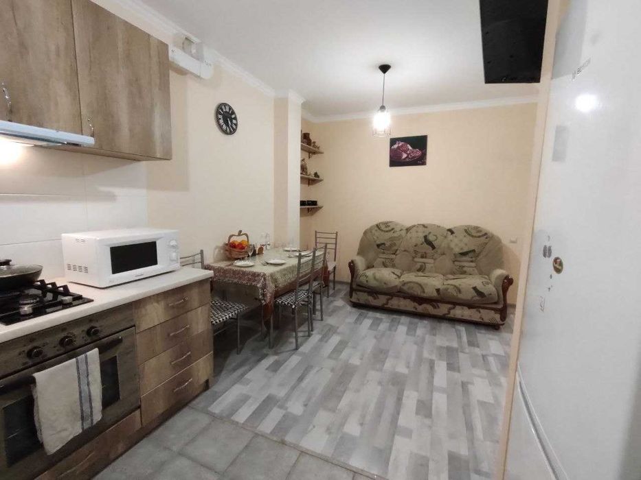 Сдается уютная квартира посуточно.