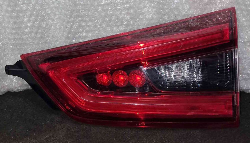 Farolim da Mala Direito - NISSAN QASHQAI II