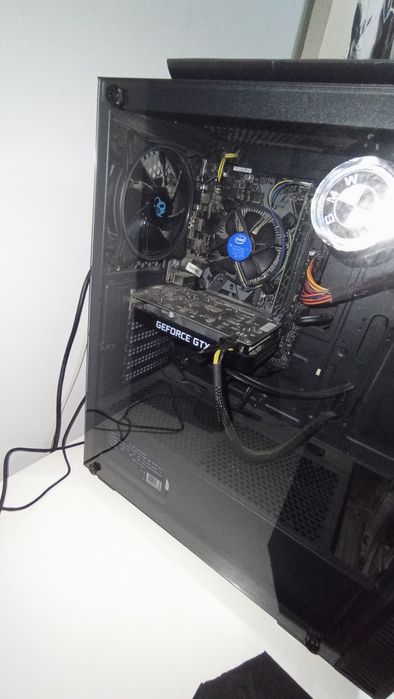 Vendo ou troco torre gamer e monitor lg