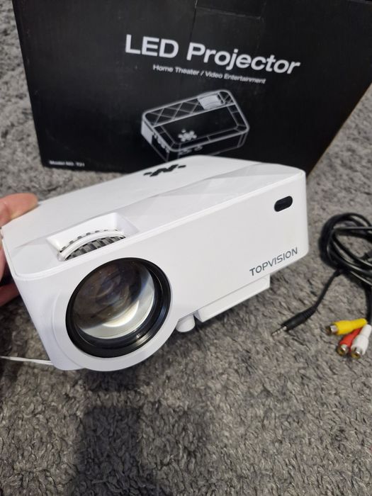 Проектор Topvision T21