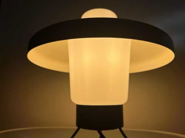 Candeeiro de mesa, Louis Kalff  NX 35, Philips década de 1950