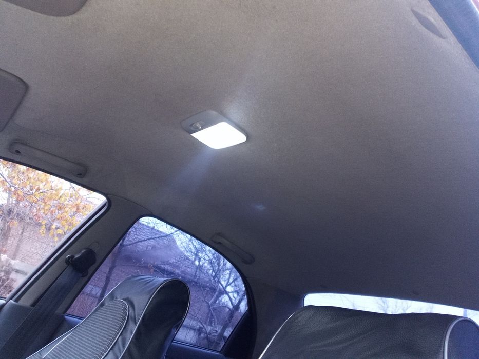 Део сенс , хороша ,економна перша машина .