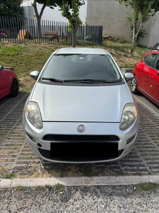 Fiat Punto 1.2 Gasolina | 2012 | Económico e Fiável
