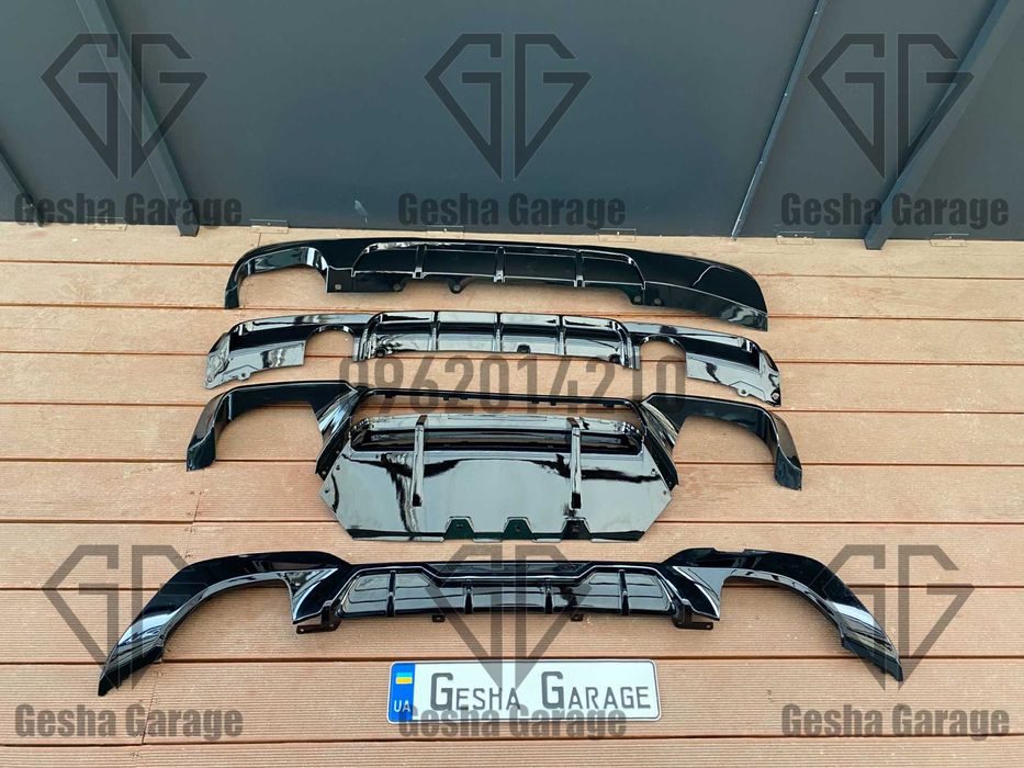 Дифузор заднього бампера BMW БМВ f90 g11 g12 g01 g02 f30 G20 f32 f33