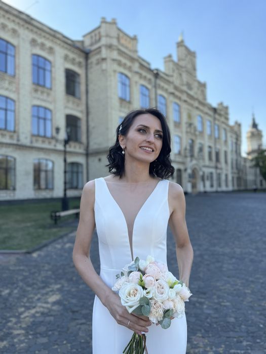 Весільна сукня