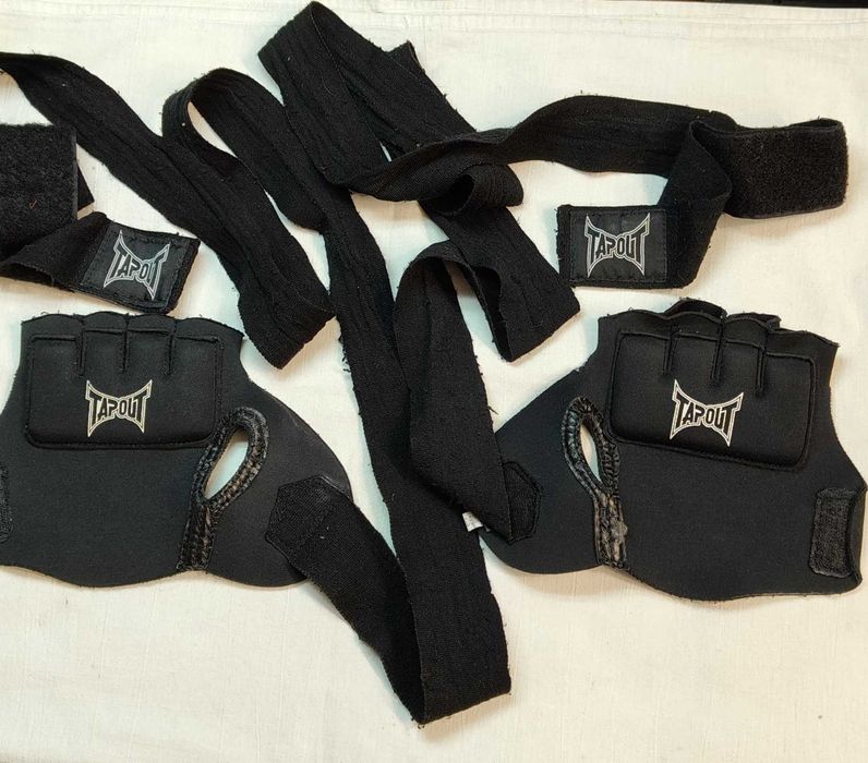 Rękawice z taśmą tupout bokserskie kickboxing MMA / M L żel