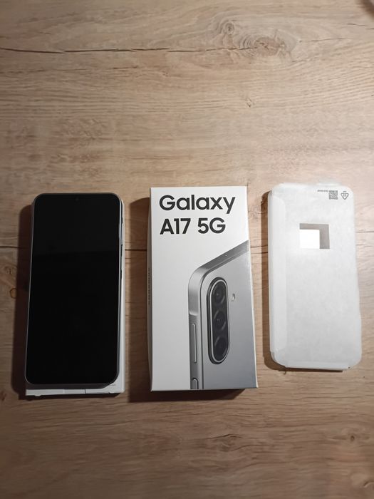 Samsung Galaxy a17