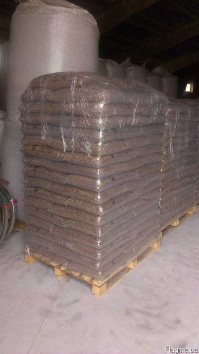 Пелета паливна деревна  14000 грн