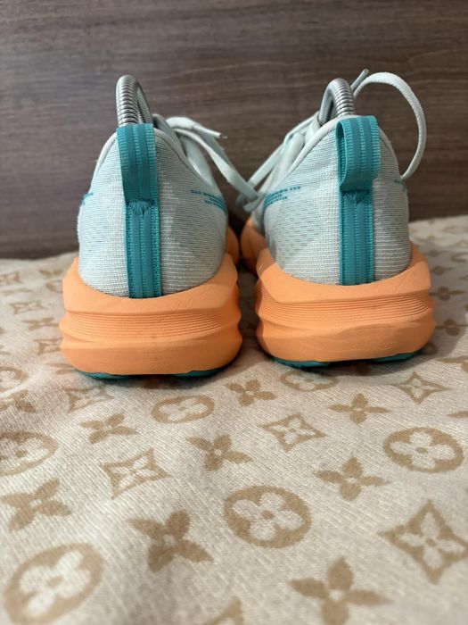 Asics Novablast 5 Оригінал Бігові