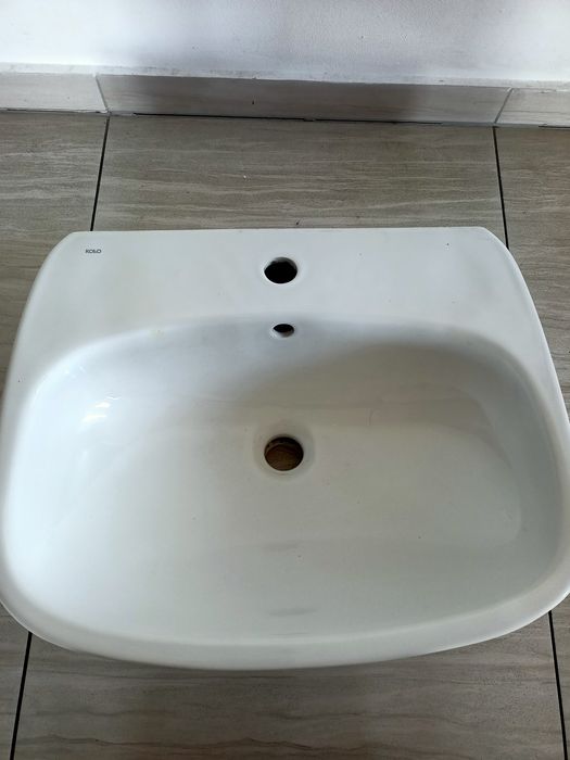 Umywalka długość 55cm