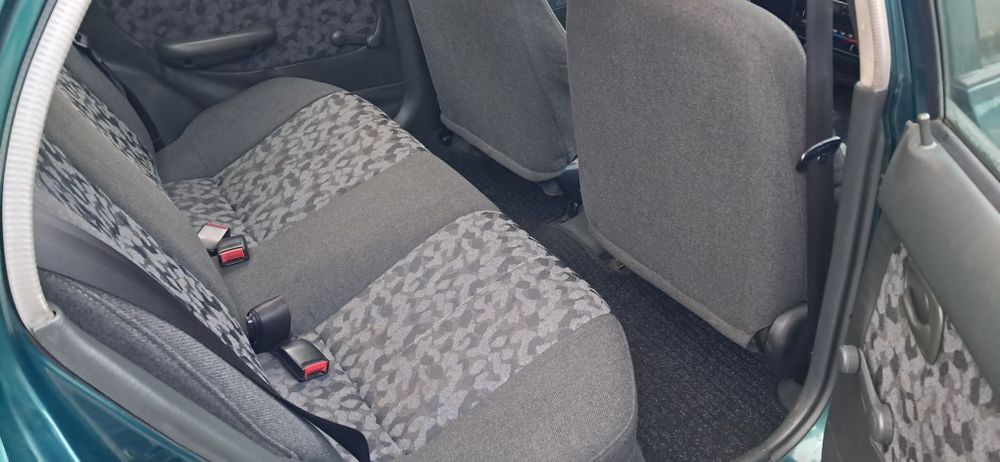 Hyundai Accent 1.3 gasolina