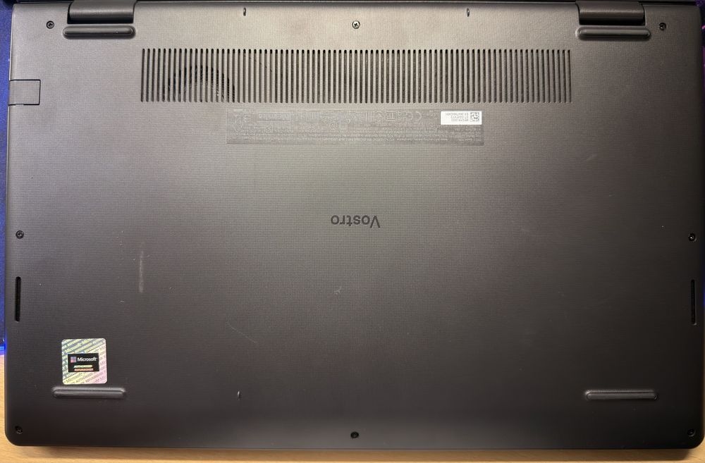 DELL Vostro 3520 i5 1135G7 2.4GHz, 16GB RAM 256GB NVMe