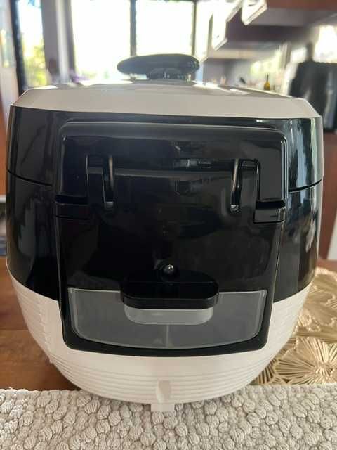 Multi-cooker model de-21 Frederick Excellence