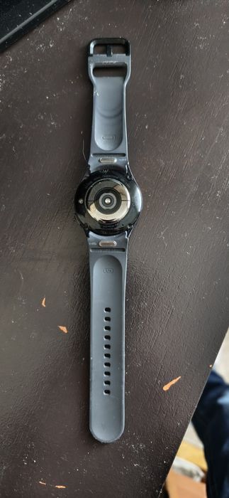 Продам смарт часы Самсунг galaxy watch 6