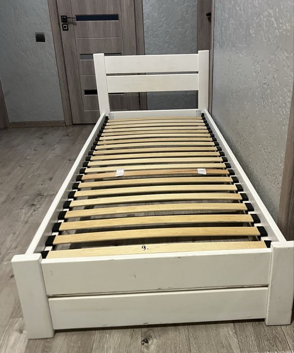 Дитяче ліжко (2штуки)