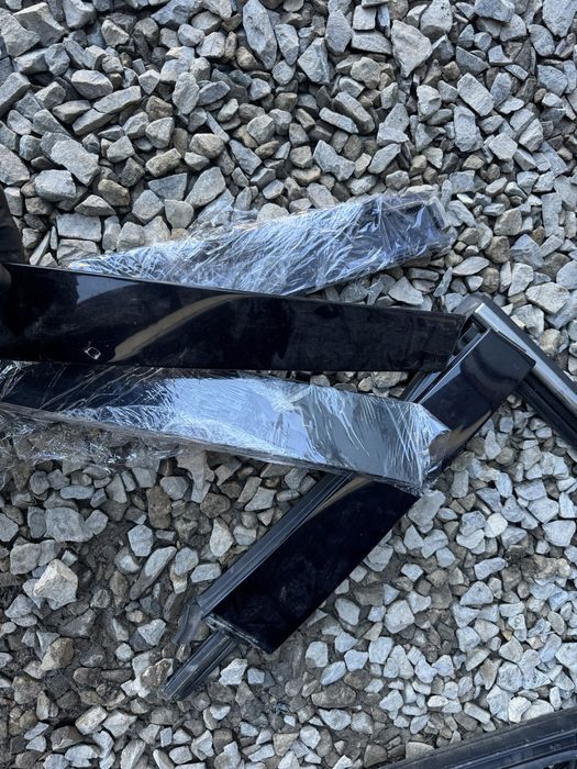 Резинка дверей Tiguan 5N0 молдинг дверний, накладка