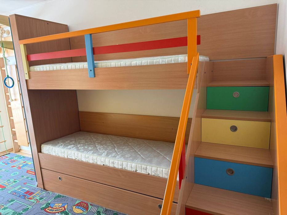 Довгострокова оренда 4х кімнатної квартири Татарская,21