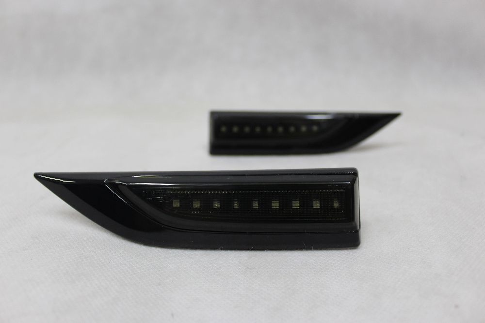 Kierunkowskazy boczne błotnik VW T6 15-19 LED DYNAMICZNE SMOKE BLACK !