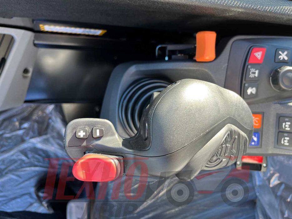 Телескопический погрузчик Manitou MLT-X 841-145 PS+L (8м 4,1т)