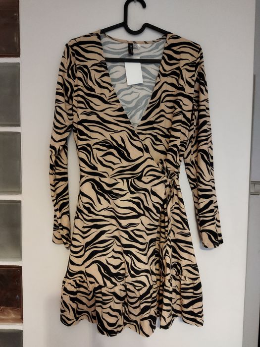 Sukienka firmy H&M