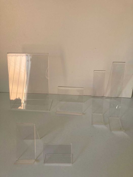 Expositores em Acrilico de Diversos Tamanhos (A4, A5, Cartões, etc)