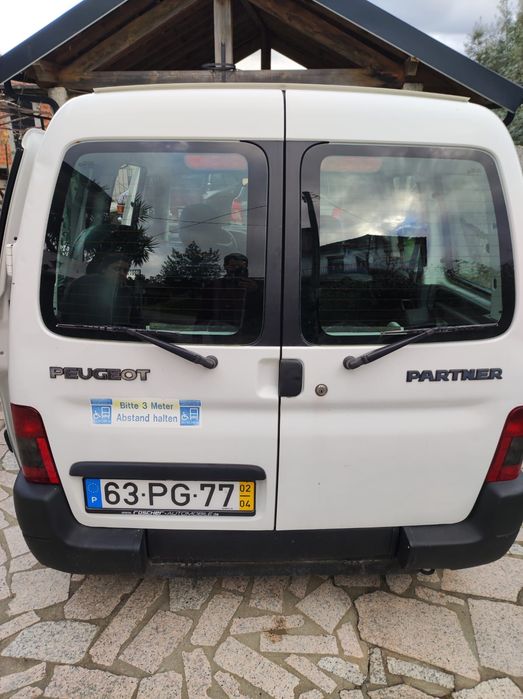 Carrinha citroen Partner adaptada para pessoas com mobilidade reduzida