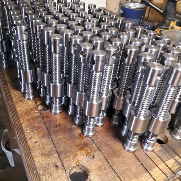 Гвинт 28 винт трапеция вайма струбцина