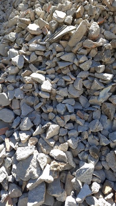 Material Britado para enchimento