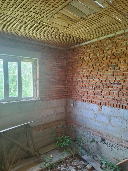 Продається будинок .