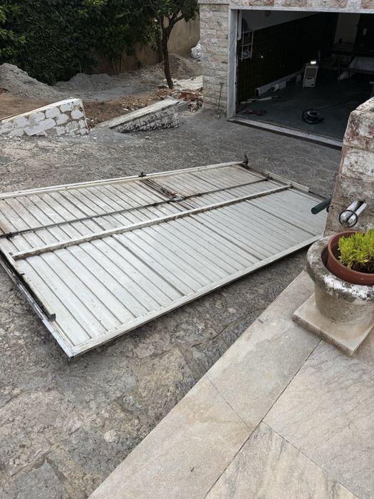 Portao basculante garagem